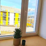 Near Telliskivi Creative With Free Parking דירה